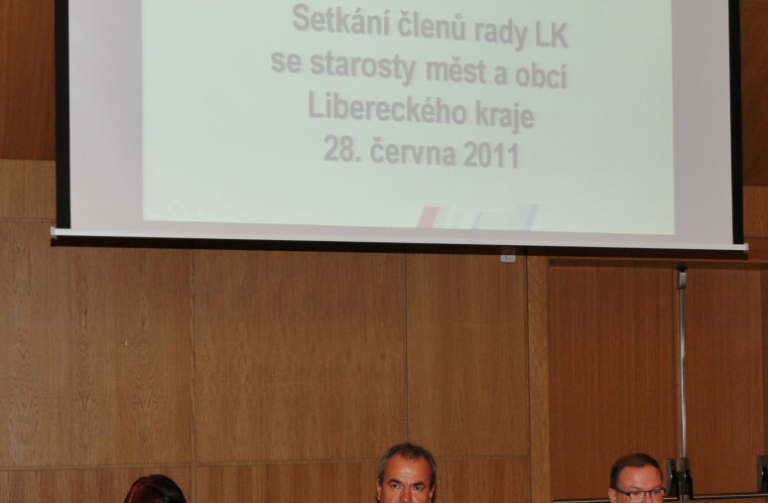 Hejtman a členové Rady Libereckého kraje se sešli na přátelském setkání se starosty obcí a měst